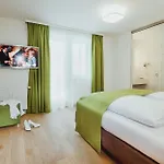 Amarella Apartment *